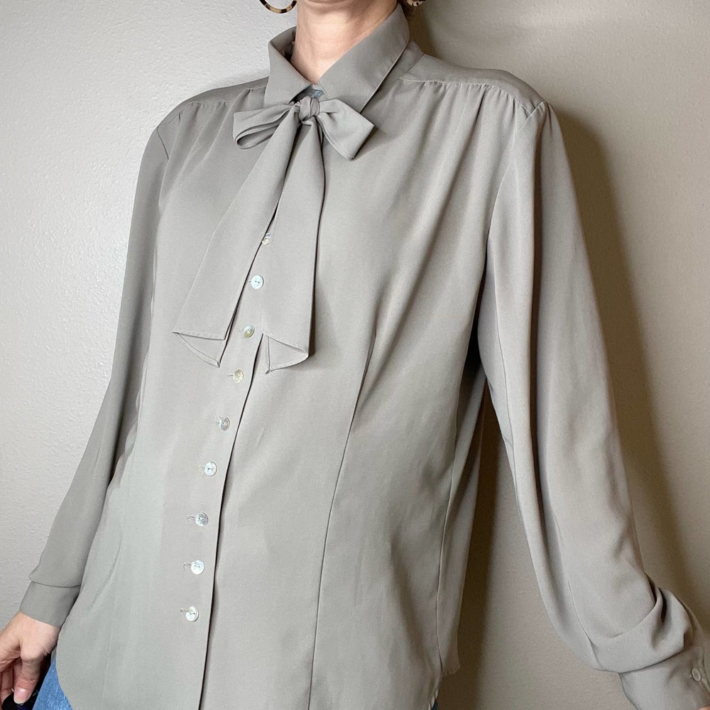 Vintage dove grey pussy bow tie neck blouse secretary 90s taupe long sleeve L - Picture 9 of 17